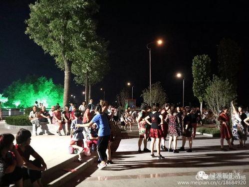 下沉广场吃瓜视频,揭秘热门视频背后的故事