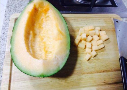 哈密瓜怎么吃.,解锁美味新体验